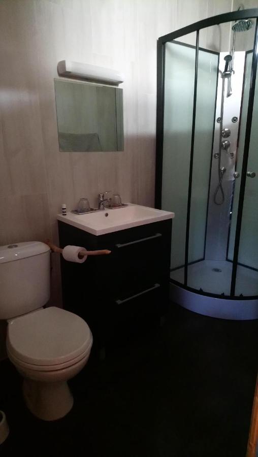 Chambre Privee Chez L'Habitant Saint-Julien-Vocance ภายนอก รูปภาพ